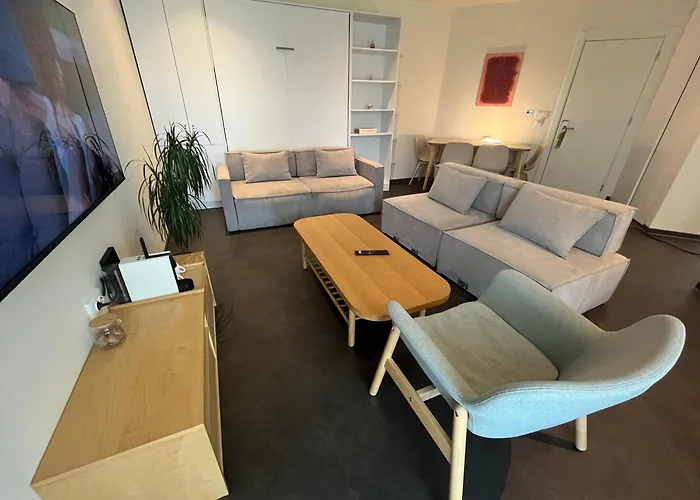 House Of מלון דירות מרמריס