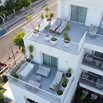 Aparthotel House Of 3*