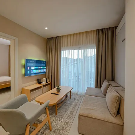 Apartahotel House Of