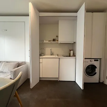 Ξενοδοχείο με διαμερίσματα House Of 4*