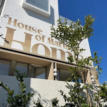 Ξενοδοχείο με διαμερίσματα House Of 4*