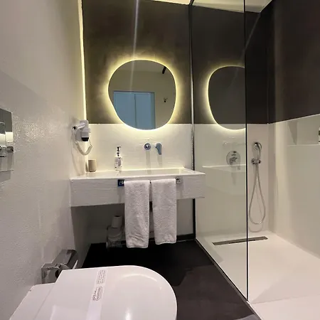 House Of 公寓式酒店 马尔马里斯