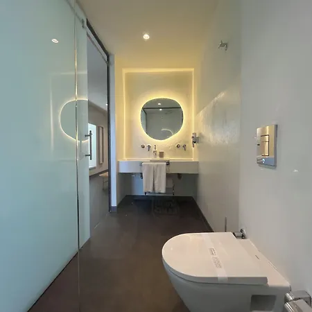 House Of 公寓式酒店 3*