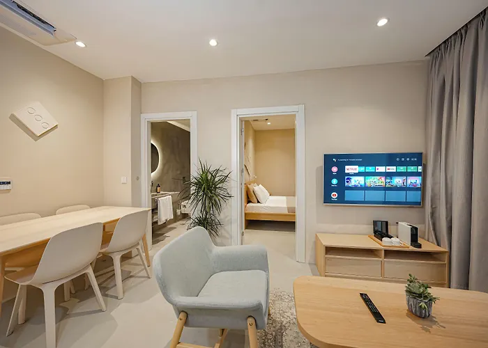 Aparthotel House Of 3*