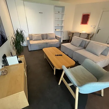 House Of מלון דירות מרמריס